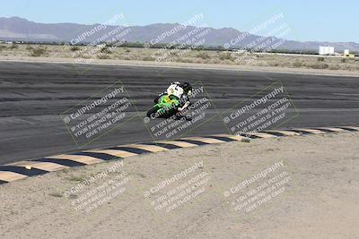 media/Jan-16-2026-CVMA Friday Practice (Fri) [[6f2bf47531]]/5-Racer 4-Trackday1/Session 2 (Bowl)/